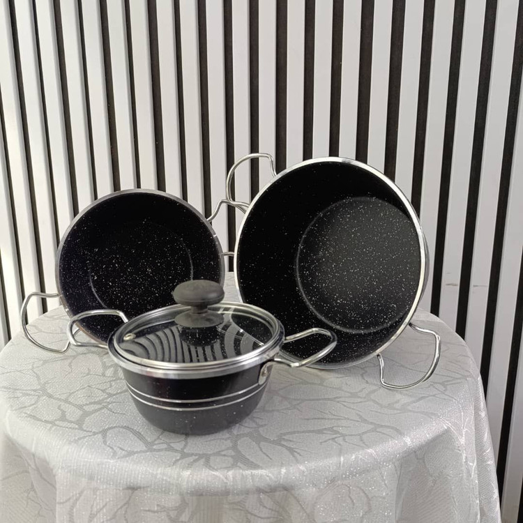 سه قابلمه گلدانی مشکی دسته نقره ای برند آکو ( ako )