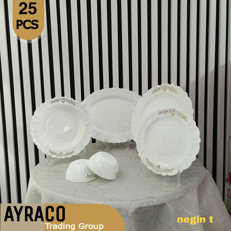 سرویس غذاخوری ۲۵ پارچه طرح نگین طلایی برند لئون